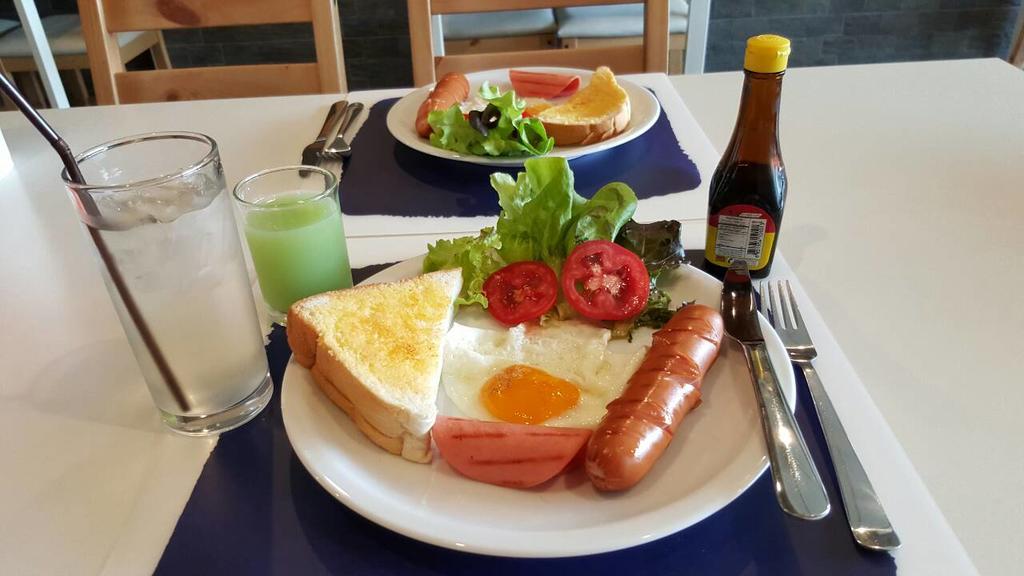Eat-Ting Hostel Bang Sao Thong Buitenkant foto